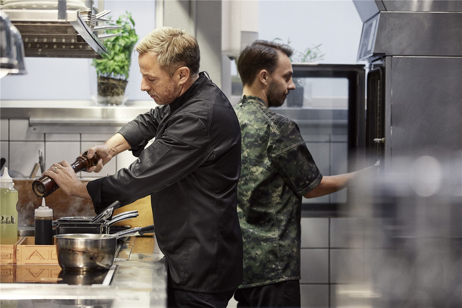 Kochjacke Servicejacke Biker 23530 Lang- Kurzarm