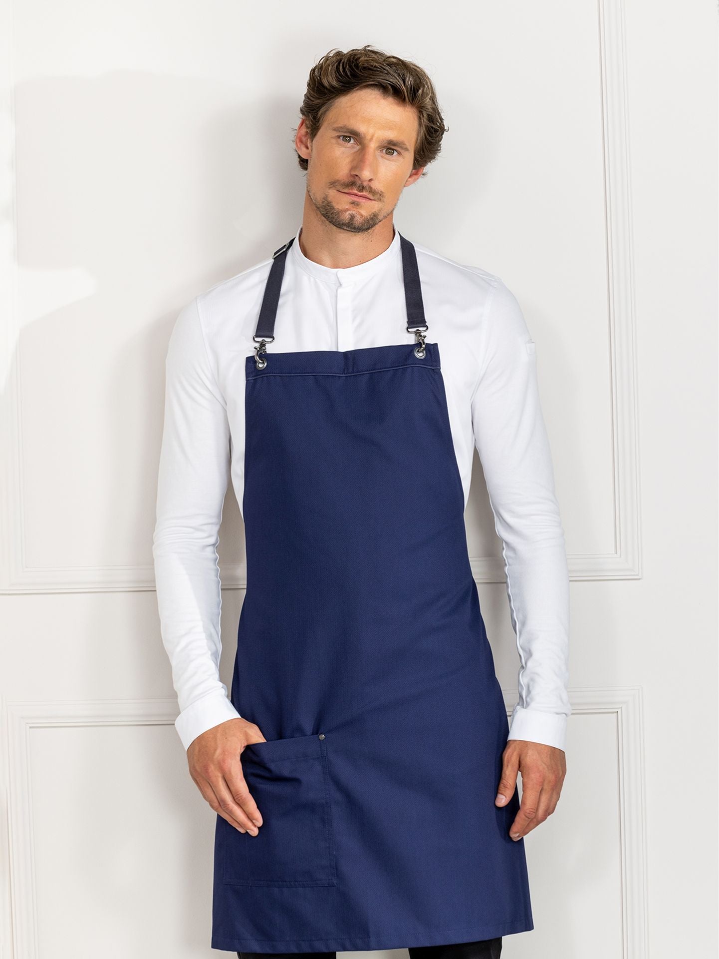 Koch-/ Serviceschürze 1147 Davos patriot blue von Le Nouveau Chef bei workers friend