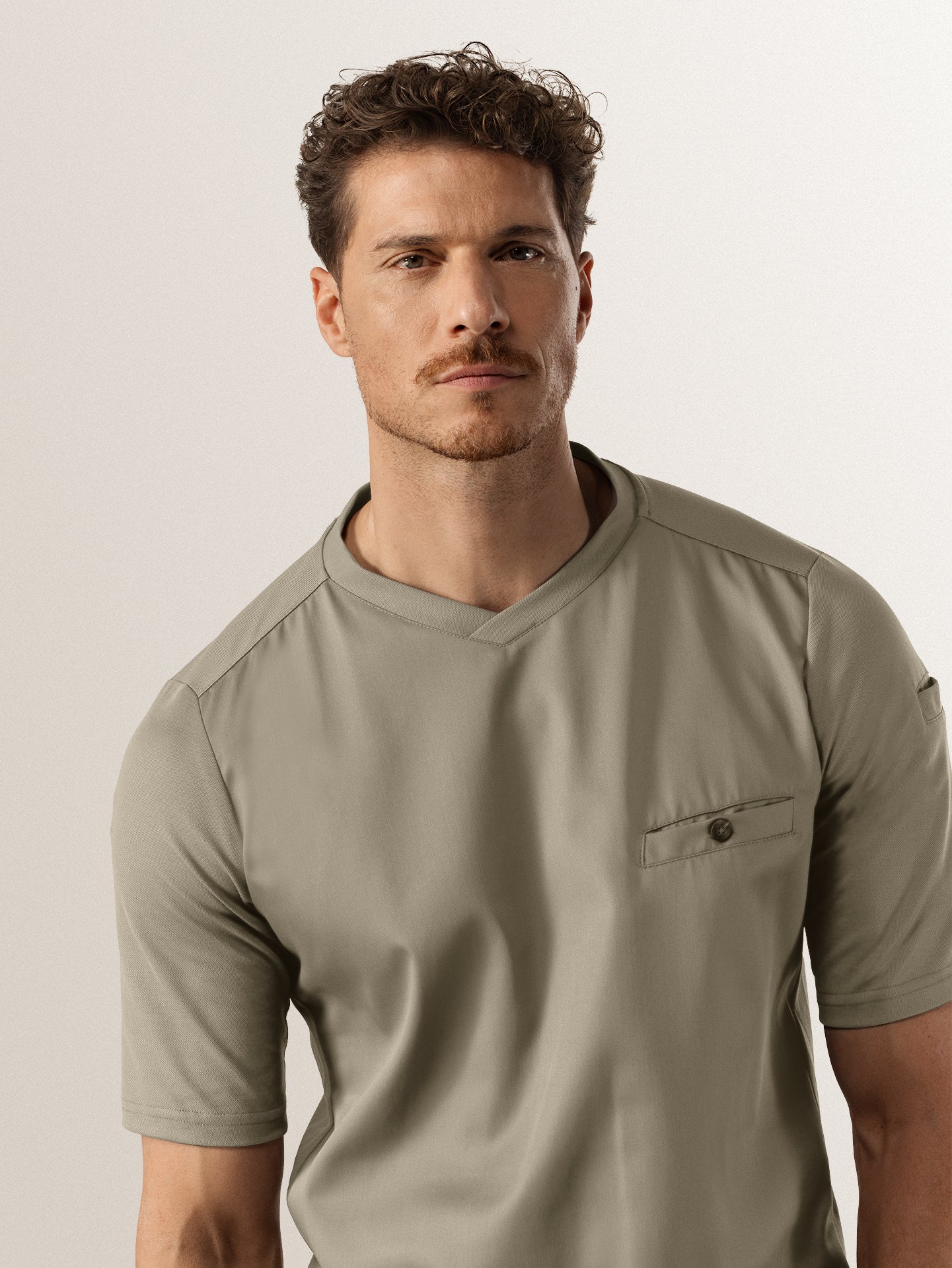 Edles Kurzarm Gastro-Shirt Ferre
