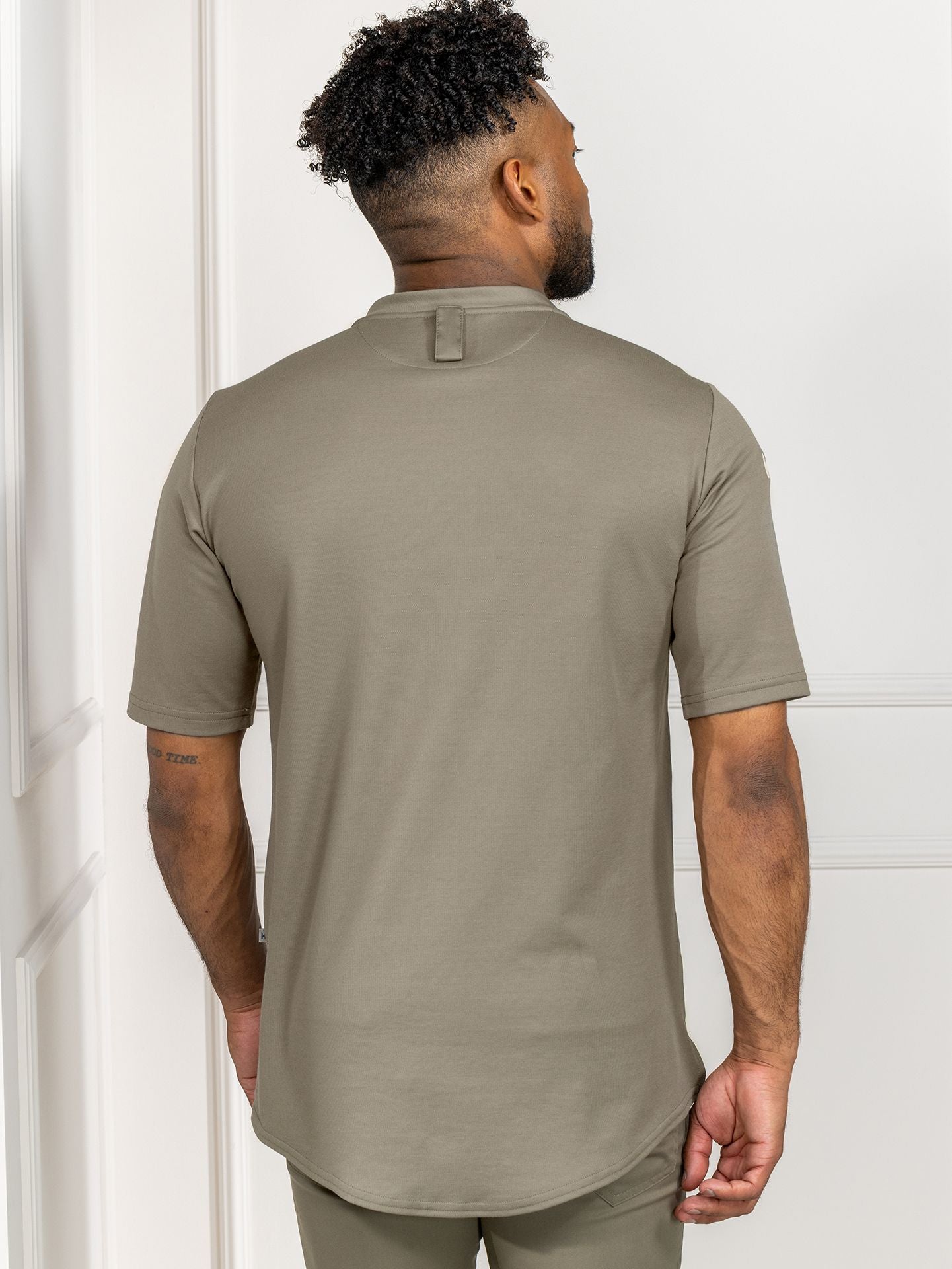Edles Kurzarm Gastro-Shirt Ferre