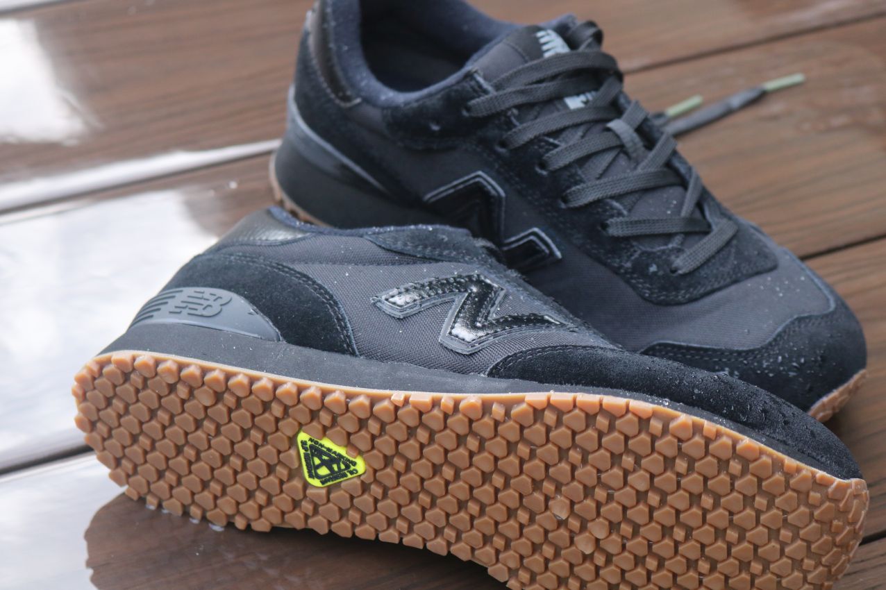 New Balance Berufsschuh 515 SR schwarz neu