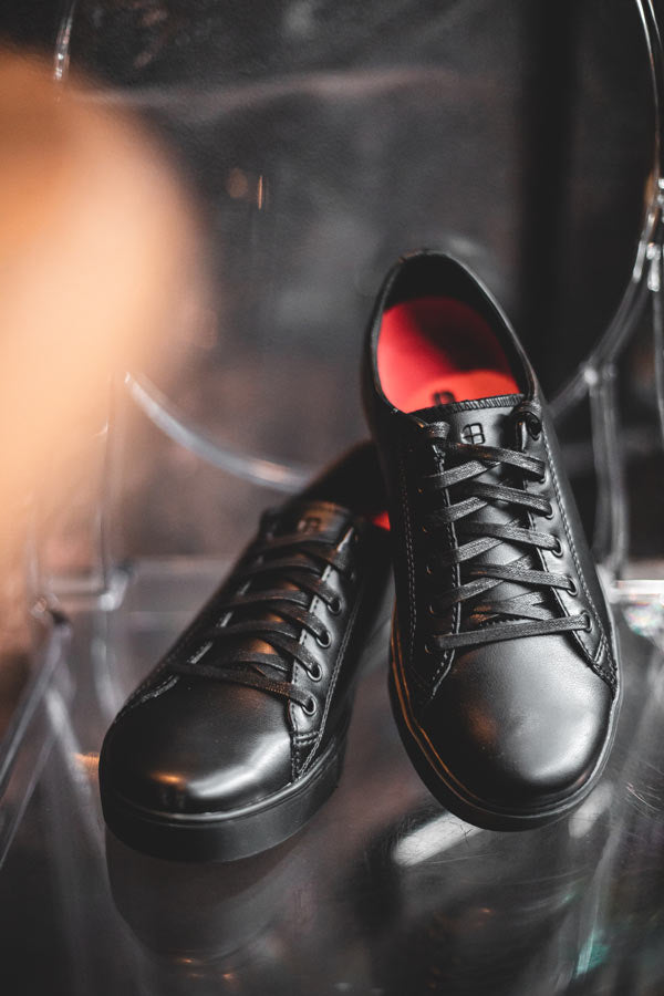 Sportlicher Arbeitsschuh Old School Low Rider IV schwarz bei workers friend