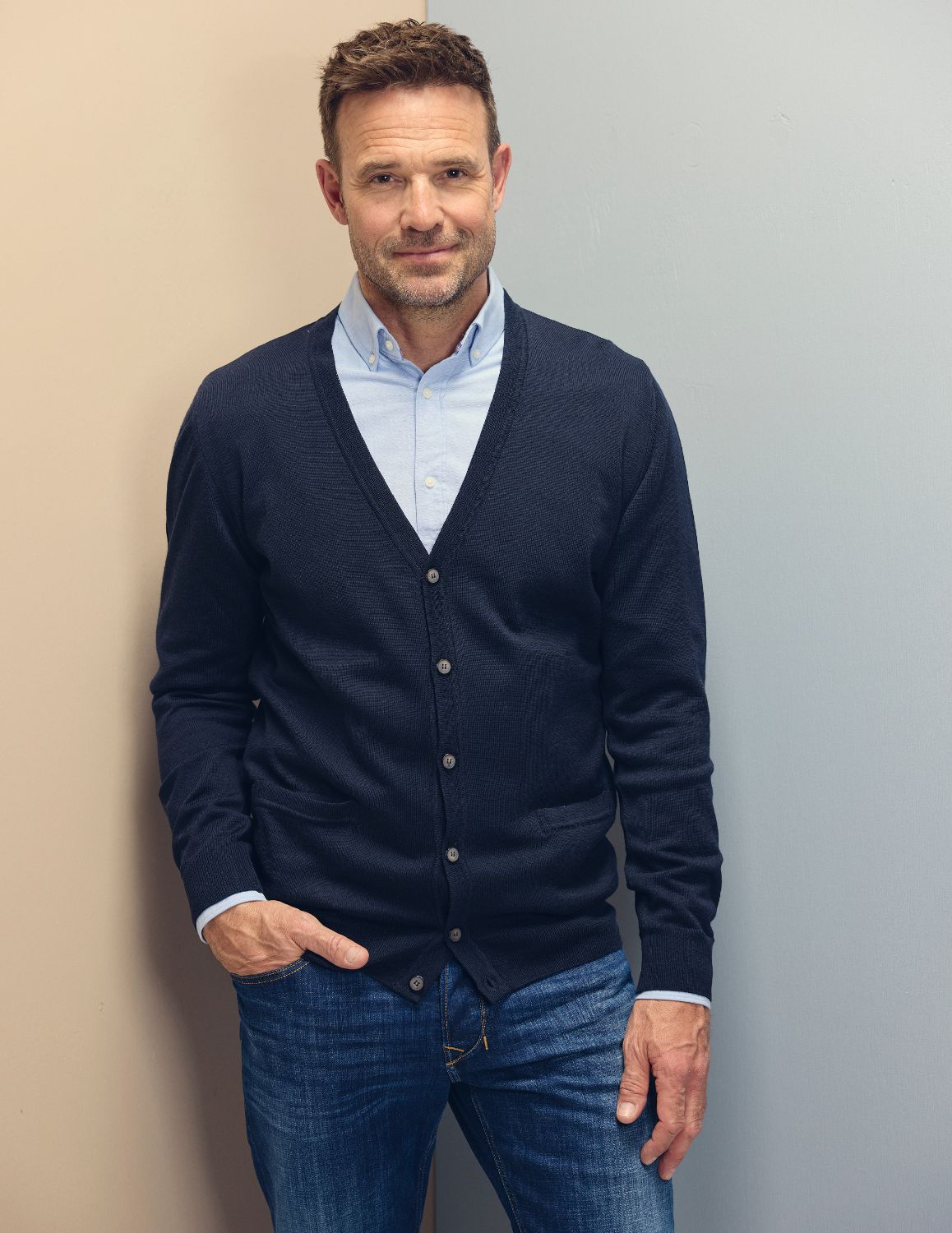 Merino V-Neck Cardigan 50108 Milan von Clipper