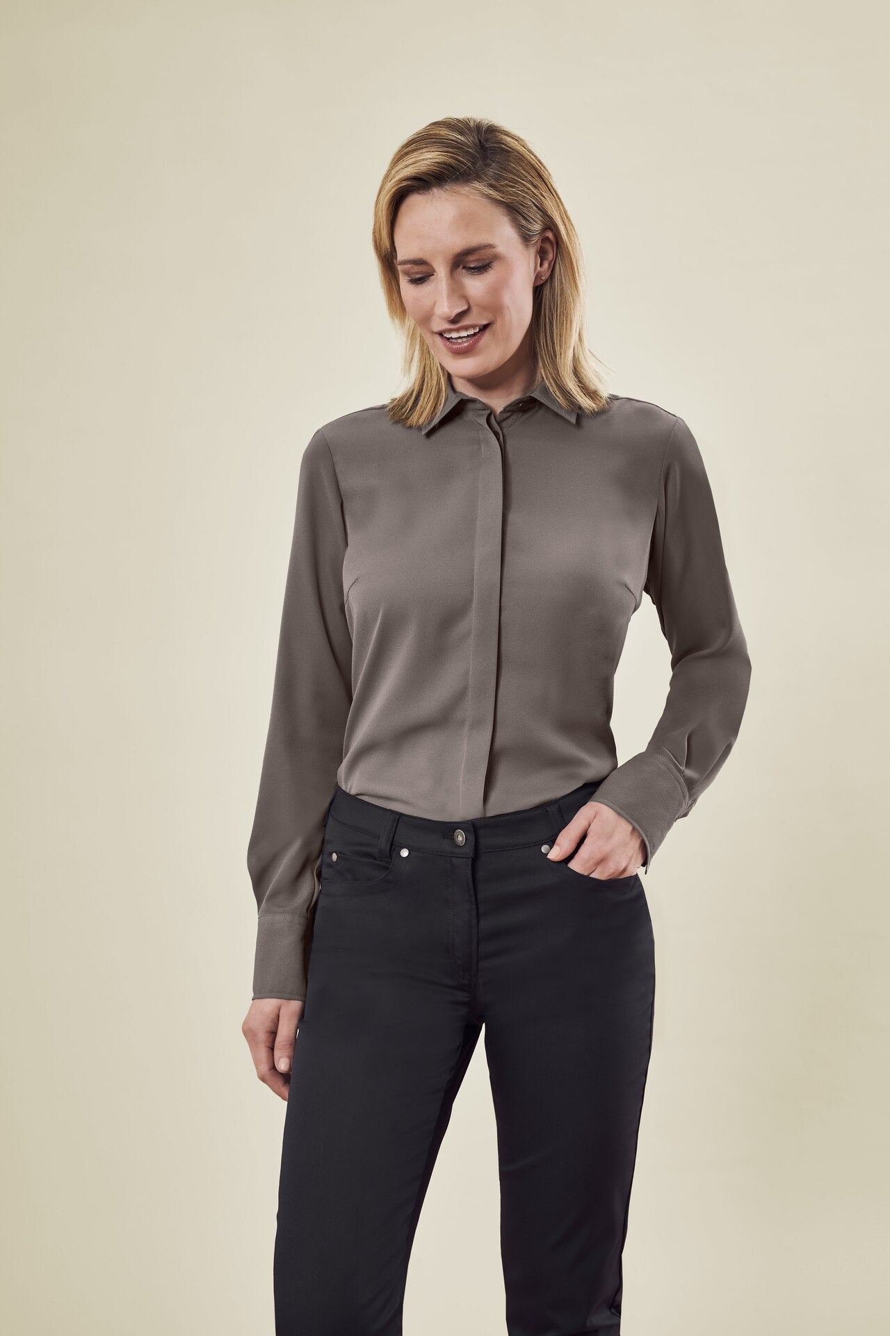 Damen Chiffon Bluse 6580 mit verdeckte Knopfleiste